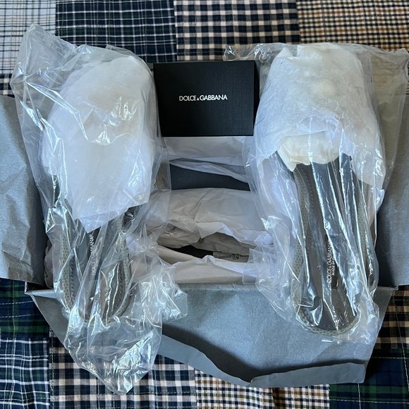 NWT Dolce & Gabbana Grey Lace Slides w/ Lizard Toe & Colorful Crystal - Picture 3 of 6